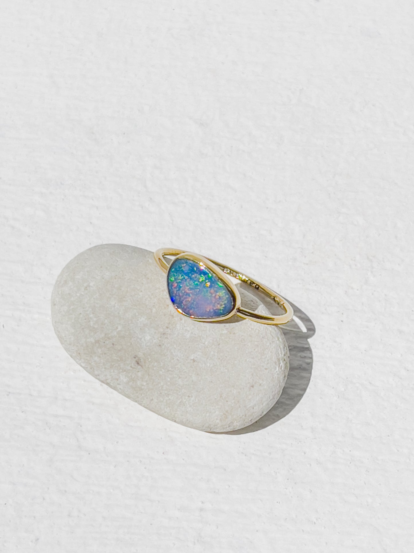 Opal Ring Gold Small- 4 -size 6