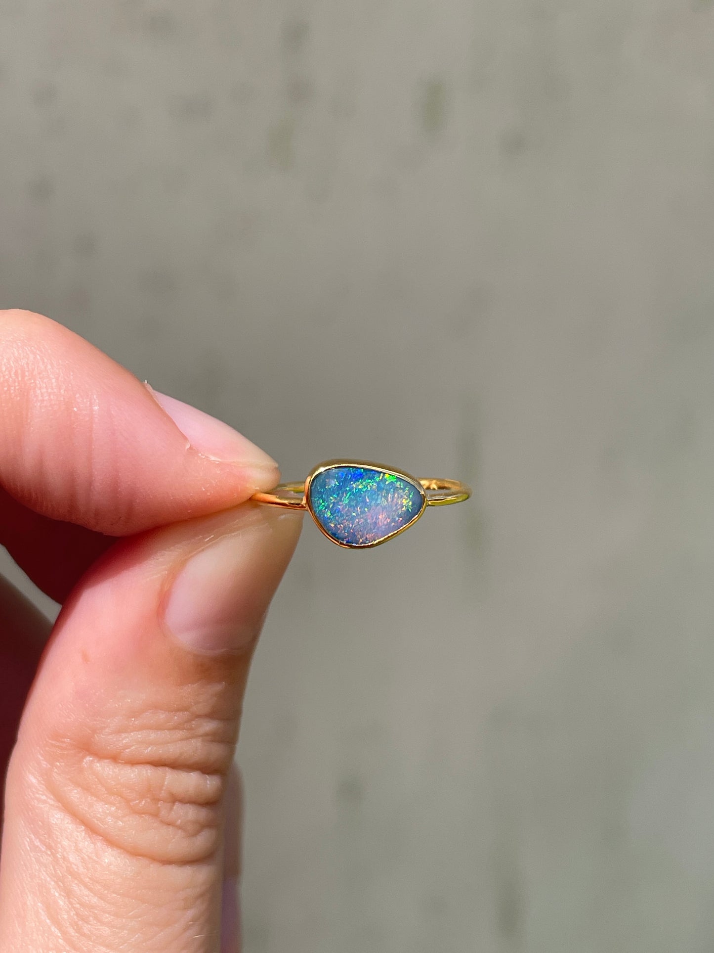 Opal Ring Gold Small- 4 -size 6