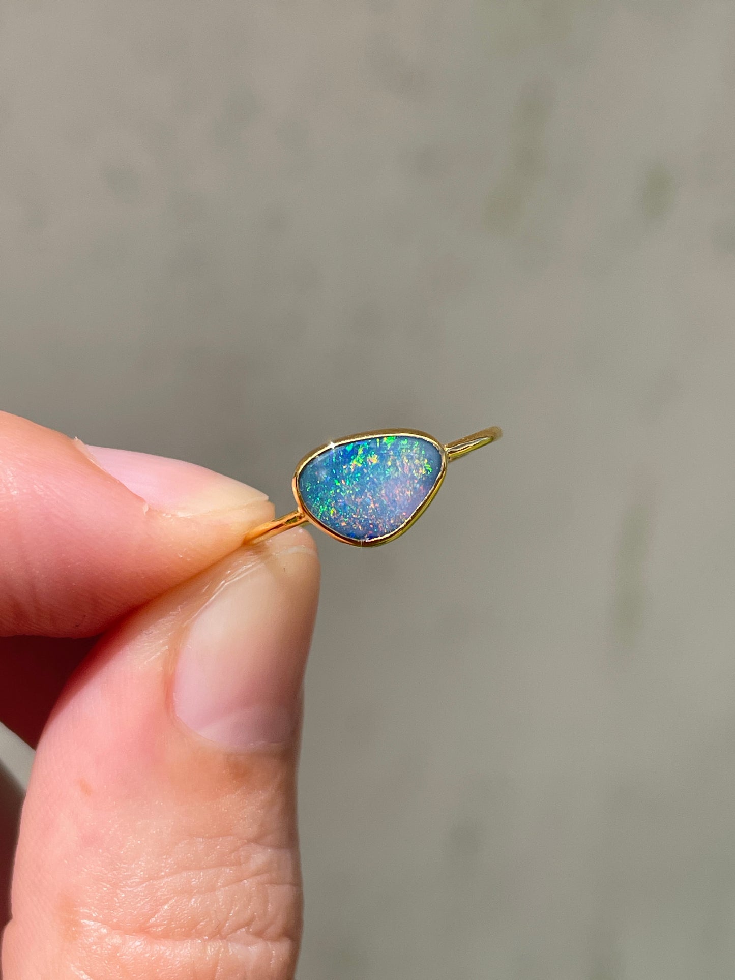 Opal Ring Gold Small- 4 -size 6