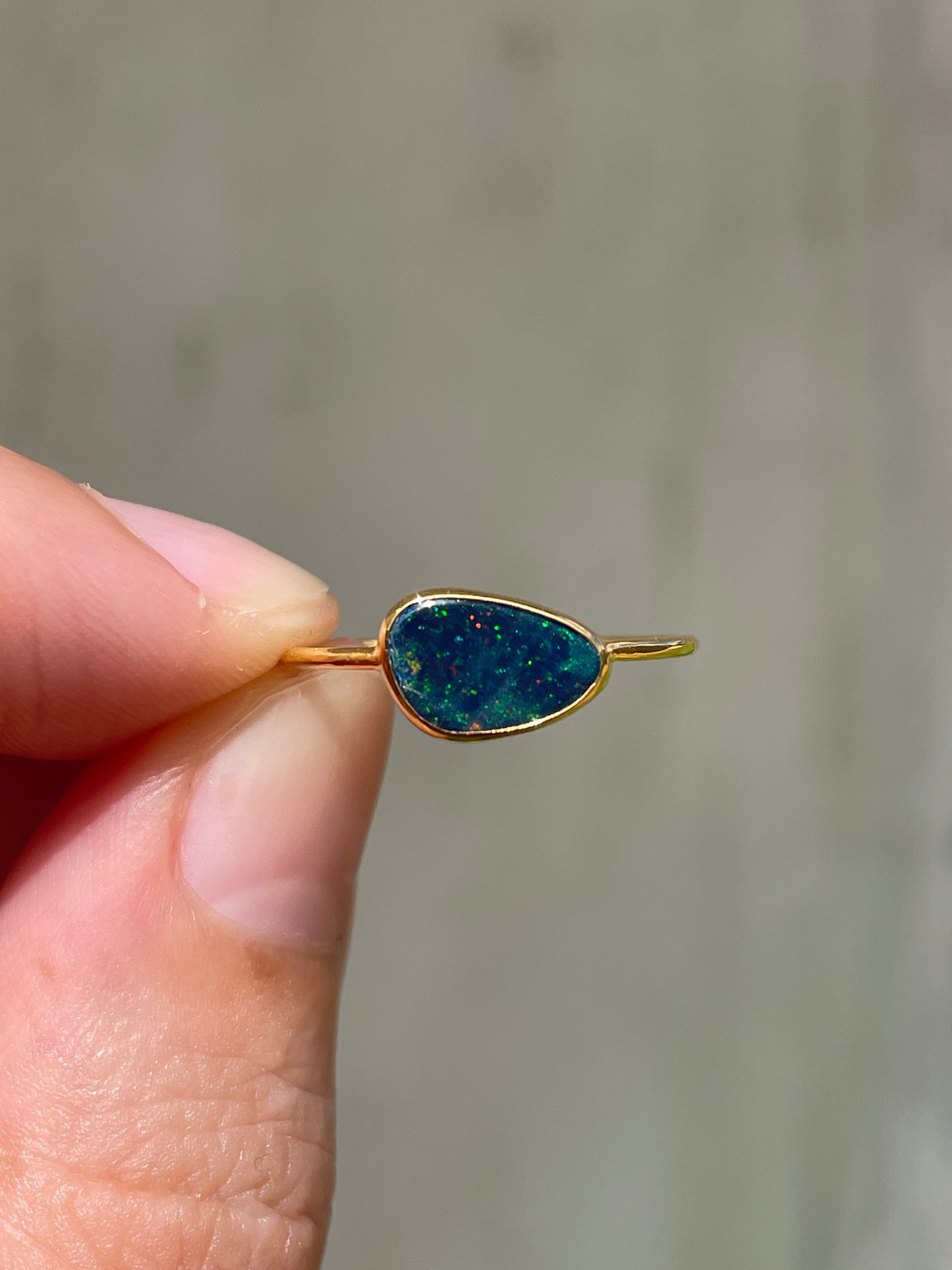 Opal Ring Gold Small - 8 - Size 7.5