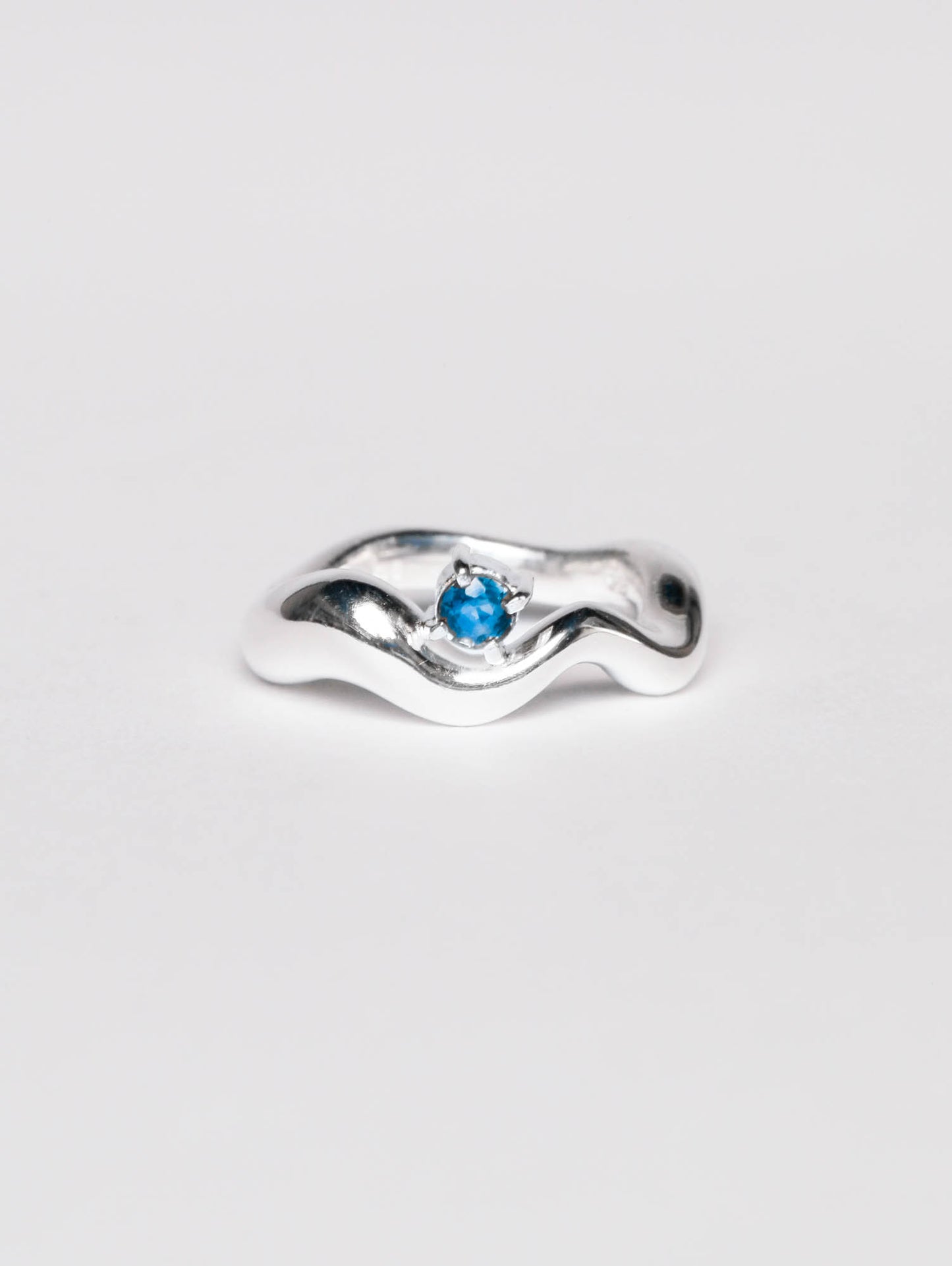 Wave Ring Silver with single Sapphire Stone # 1 | Size 6