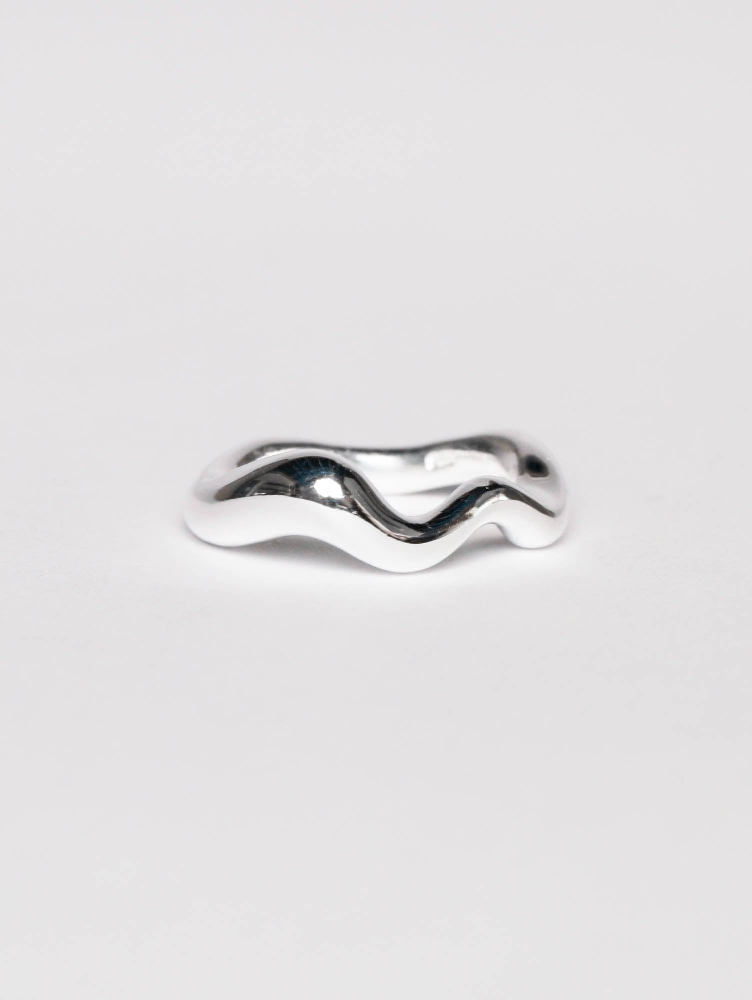 Solid silver wave ring store