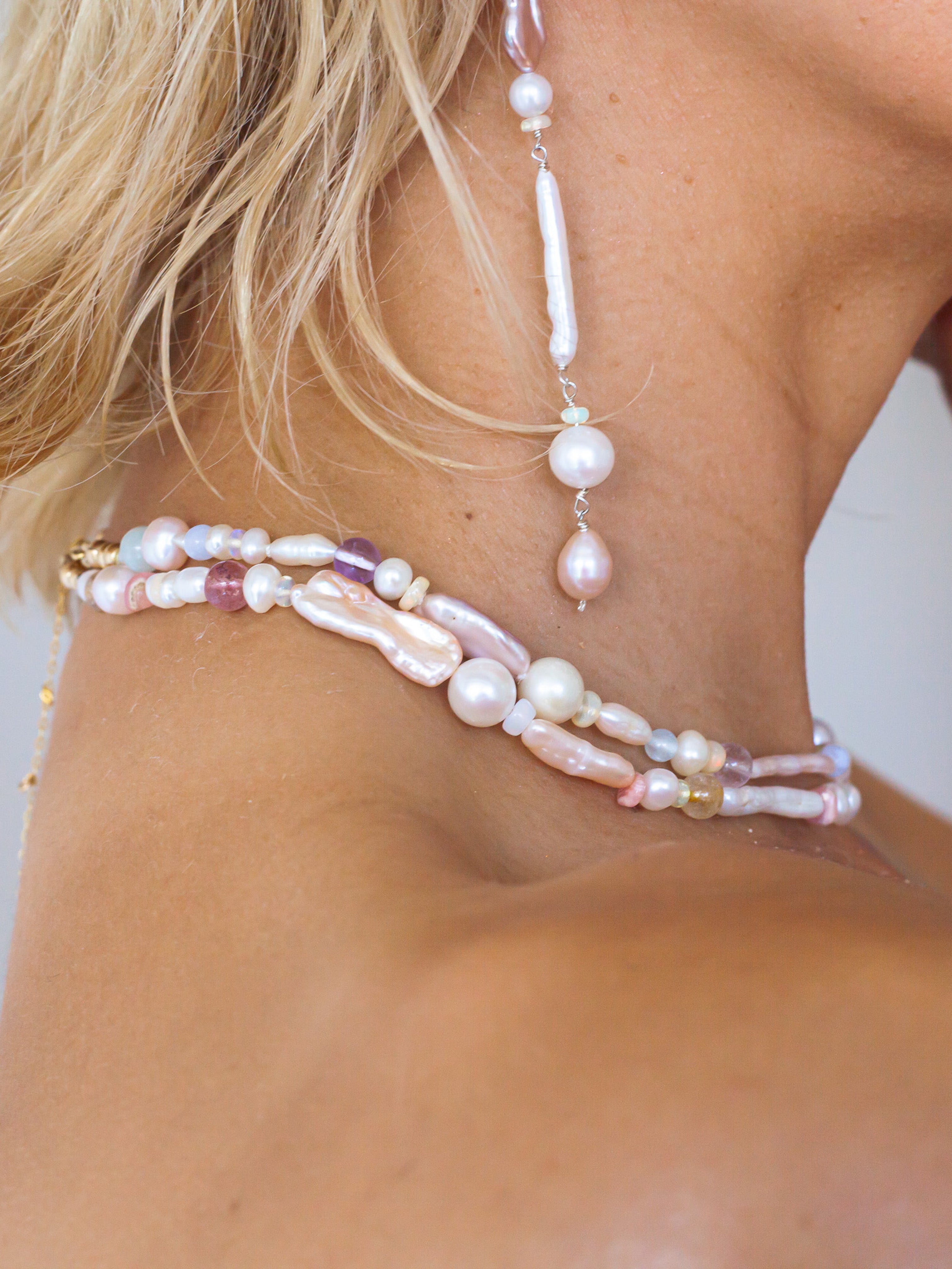 Natural Pearls Necklace 2024